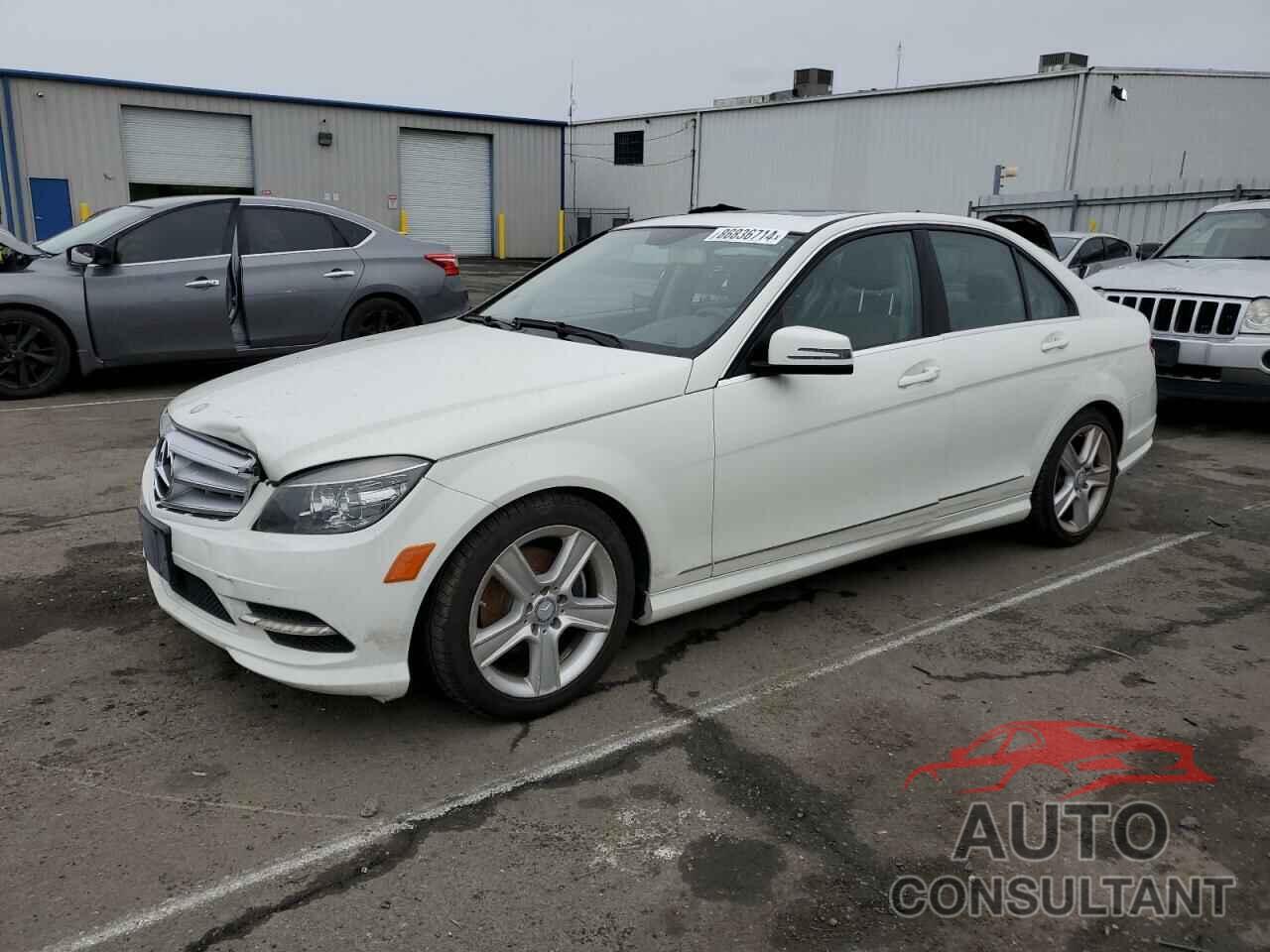 MERCEDES-BENZ C-CLASS 2011 - WDDGF5EB9BR174805