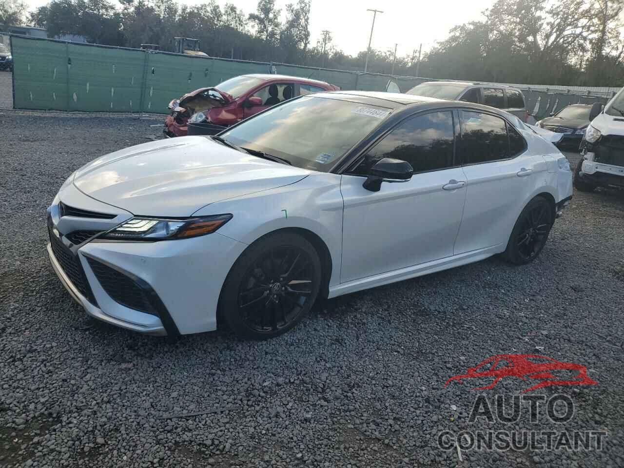 TOYOTA CAMRY 2023 - 4T1K61AK2PU154754