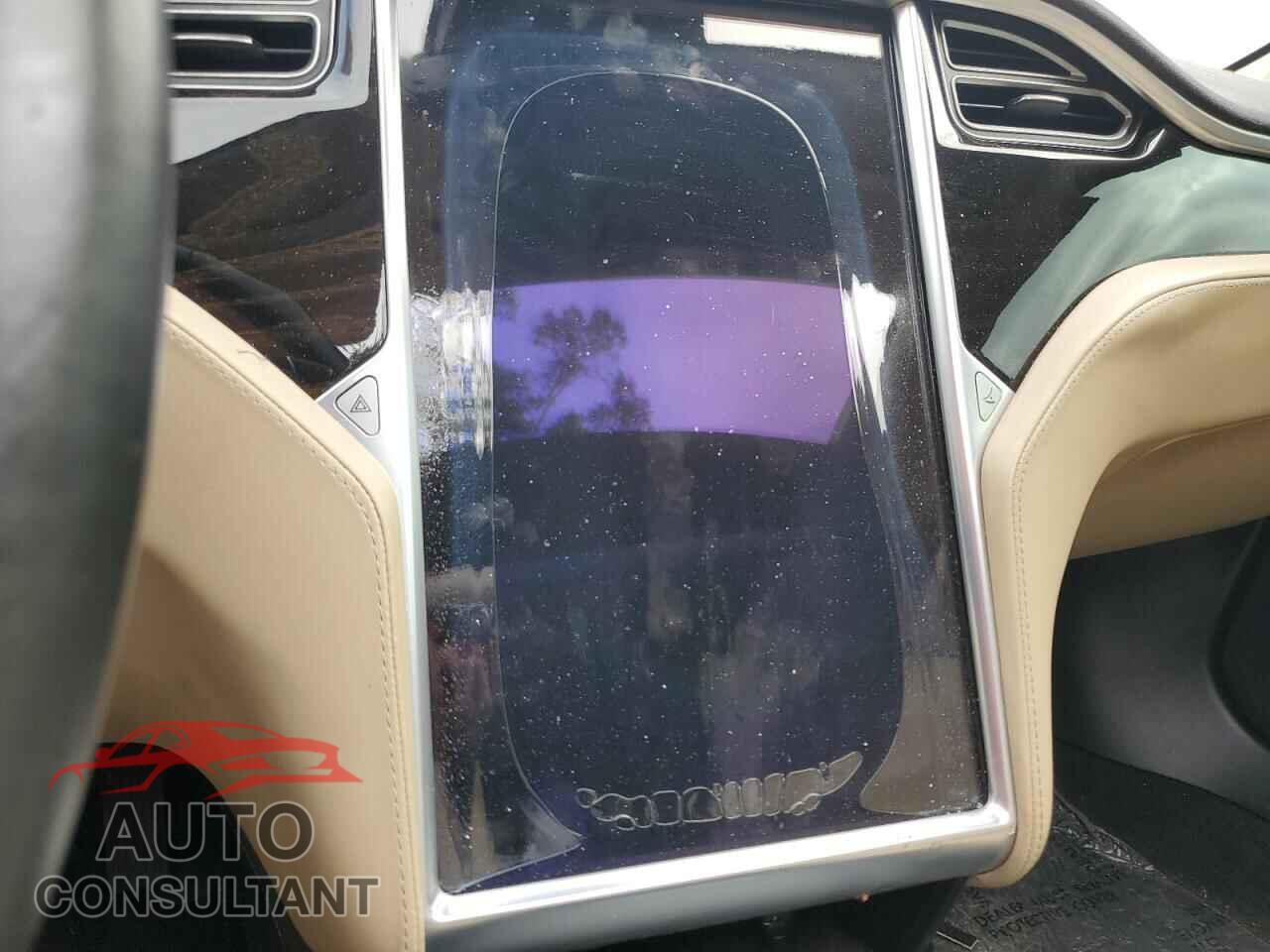 TESLA MODEL S 2016 - 5YJSA1E15GF160240