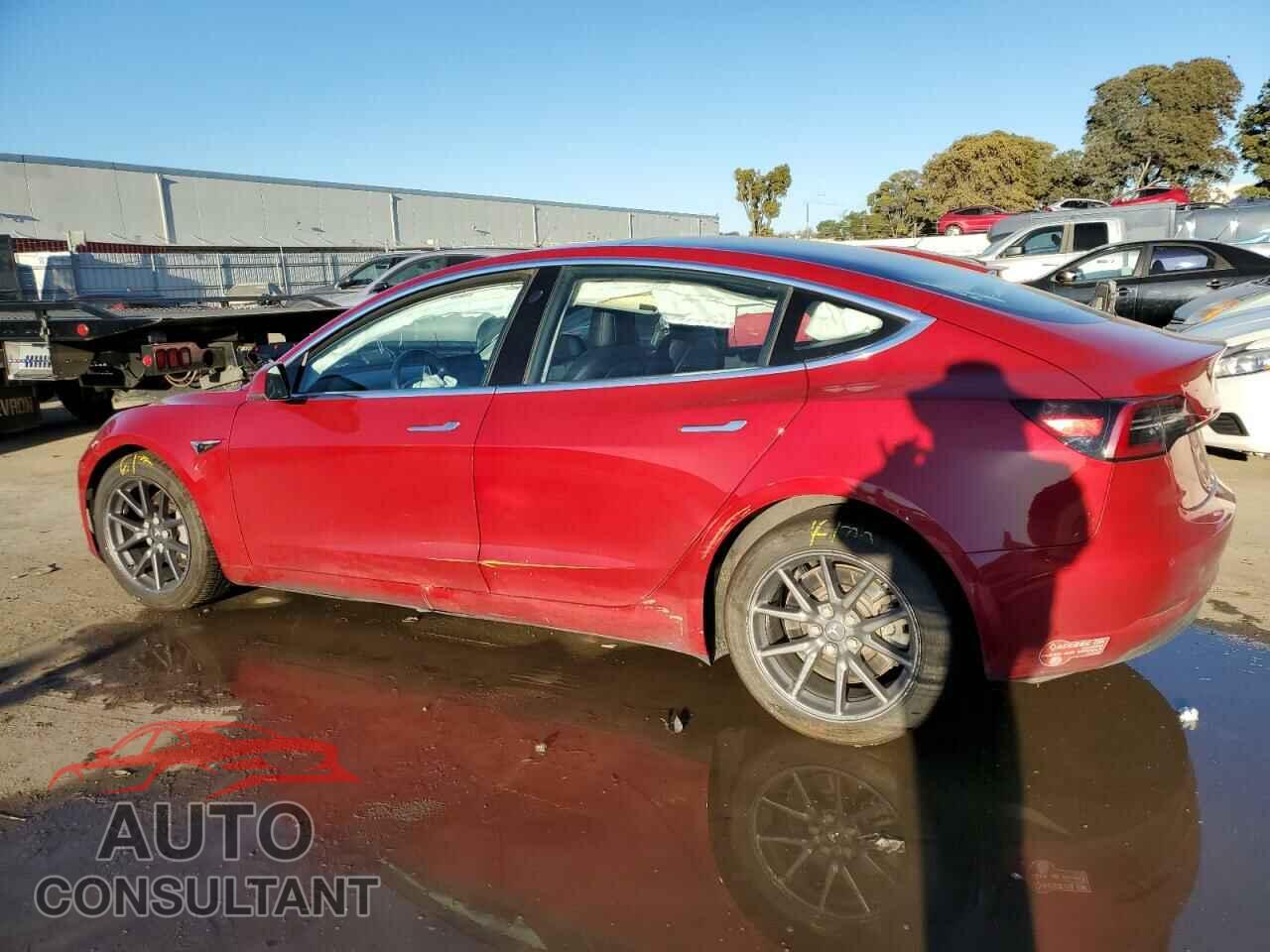 TESLA MODEL 3 2018 - 5YJ3E1EAXJF047285