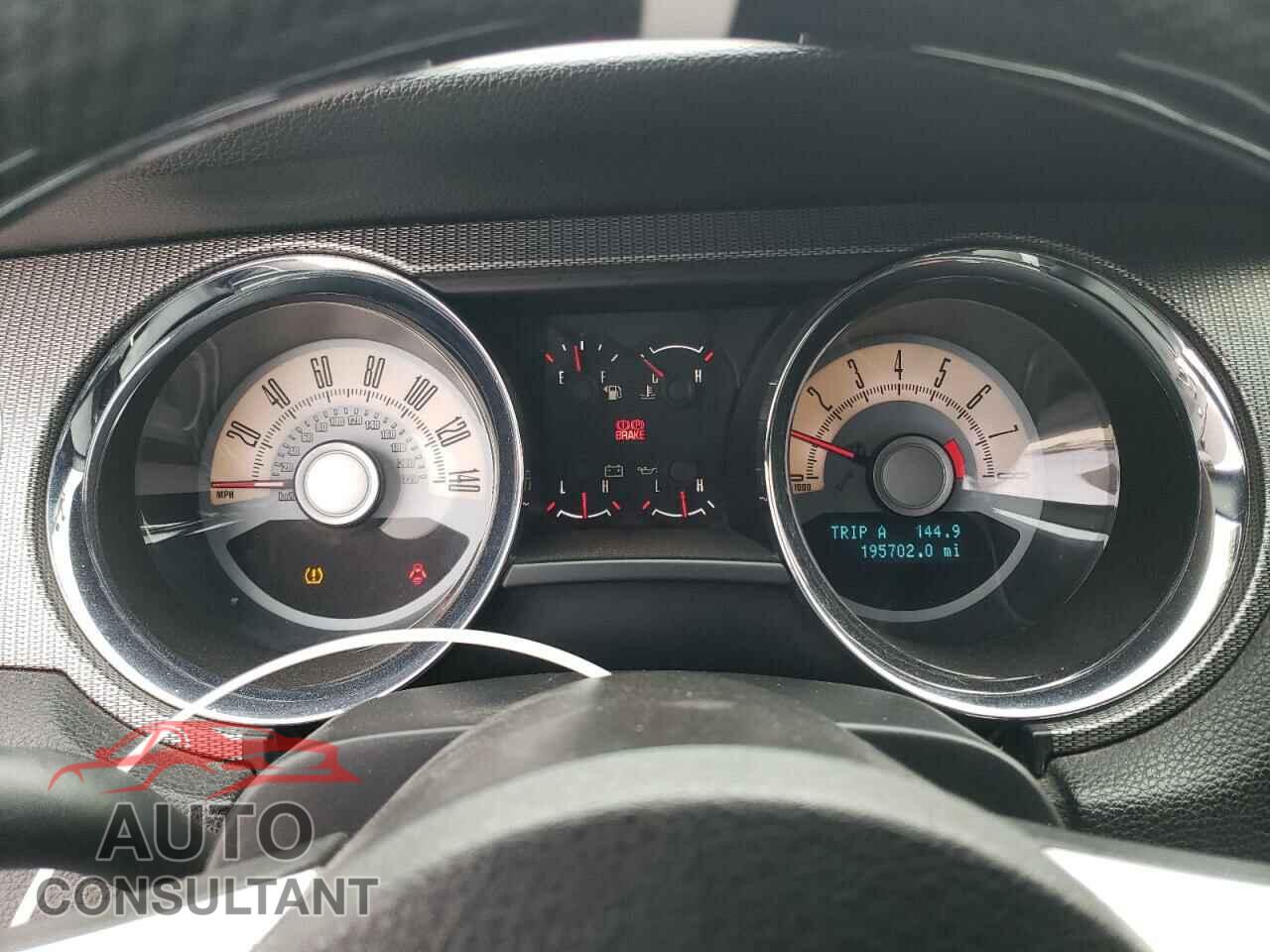 FORD MUSTANG 2010 - 1ZVBP8CHXA5158366