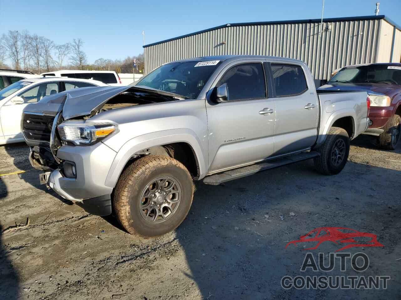 TOYOTA TACOMA 2018 - 5TFAZ5CN5JX070861