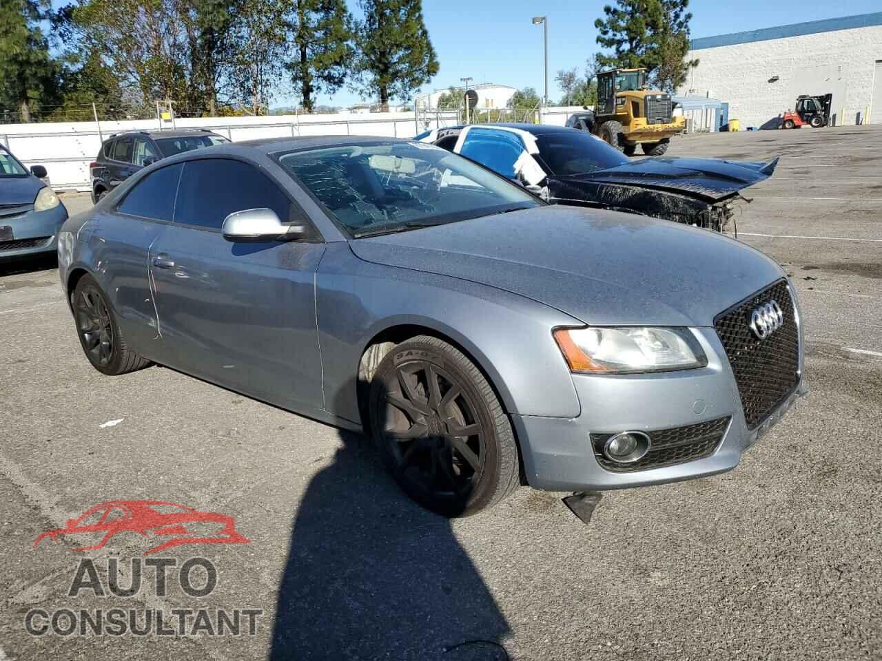 AUDI A5 2011 - WAUCFAFR2BA005332