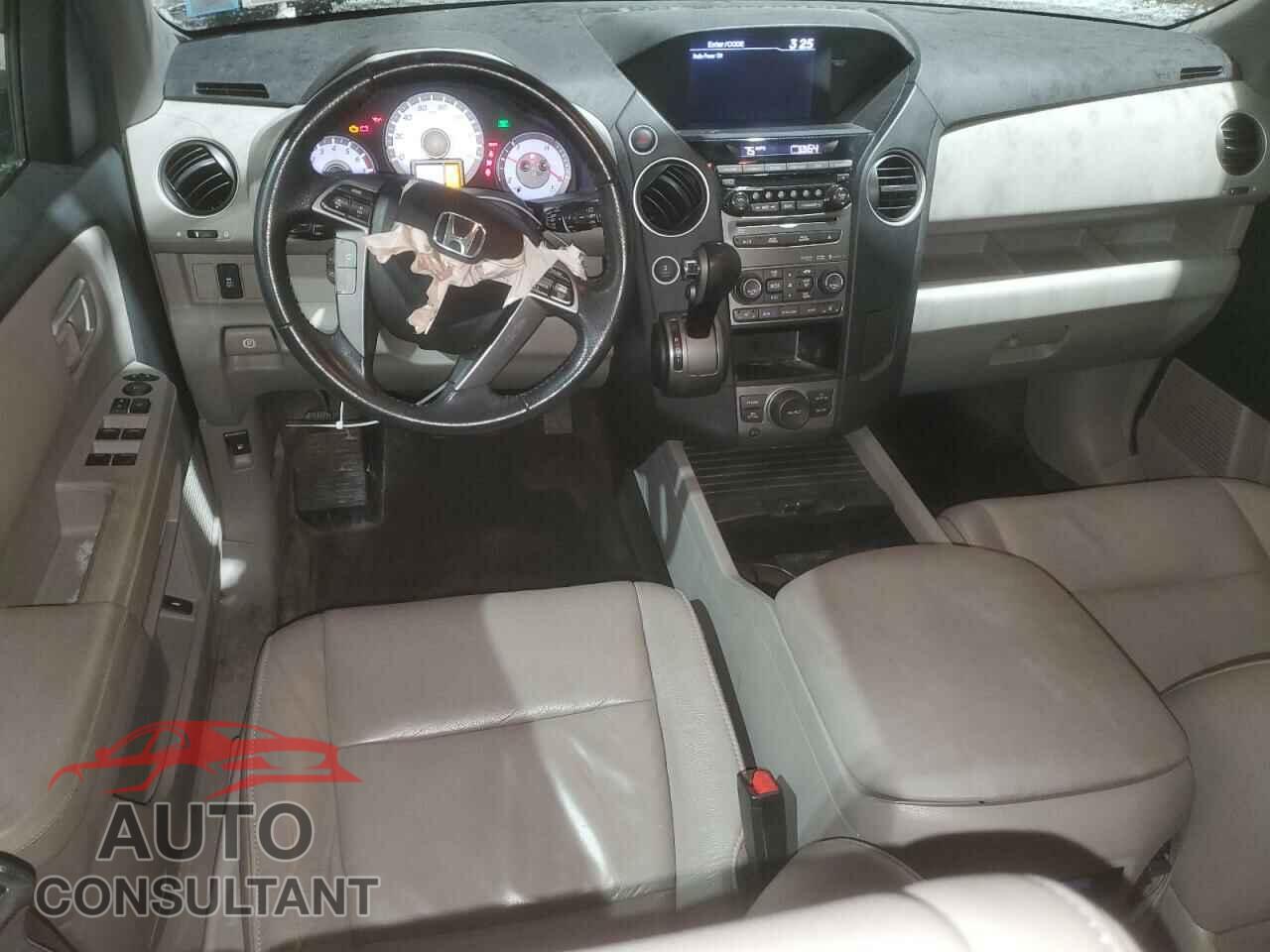 HONDA PILOT 2013 - 5FNYF4H62DB004981
