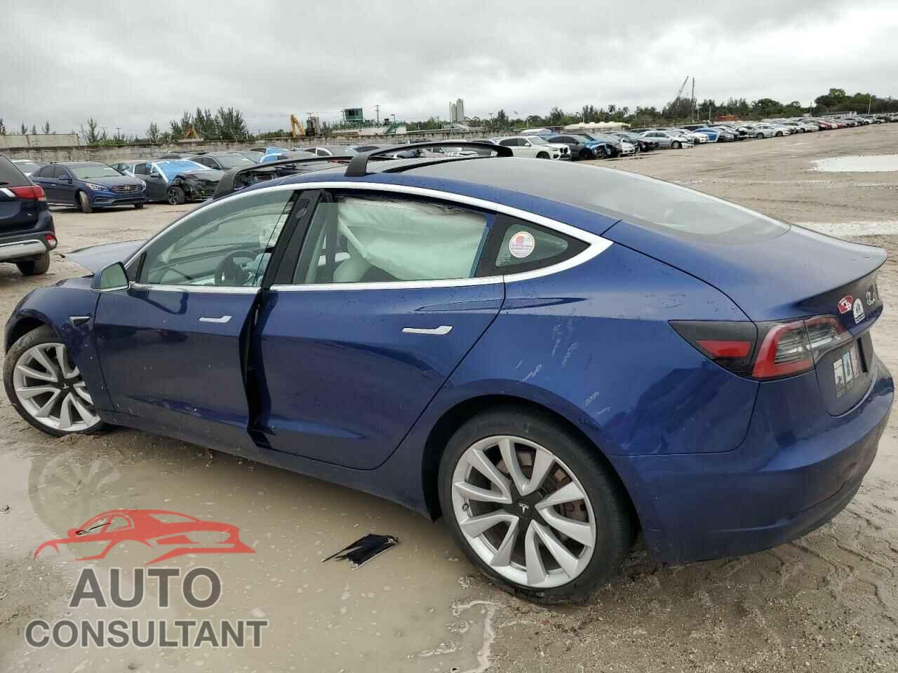 TESLA MODEL 3 2019 - 5YJ3E1EB5KF482337