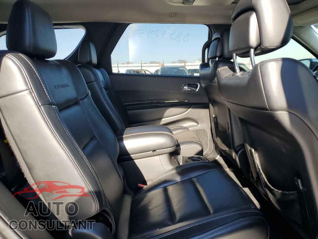 DODGE DURANGO 2013 - 1C4SDJET9DC681009