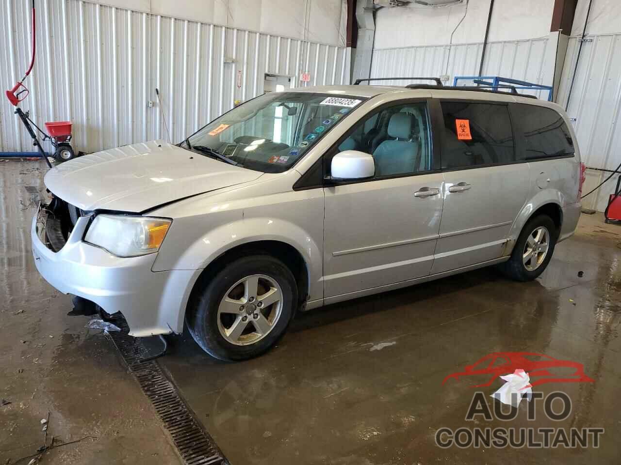 DODGE CARAVAN 2011 - 2D4RN3DG8BR682607