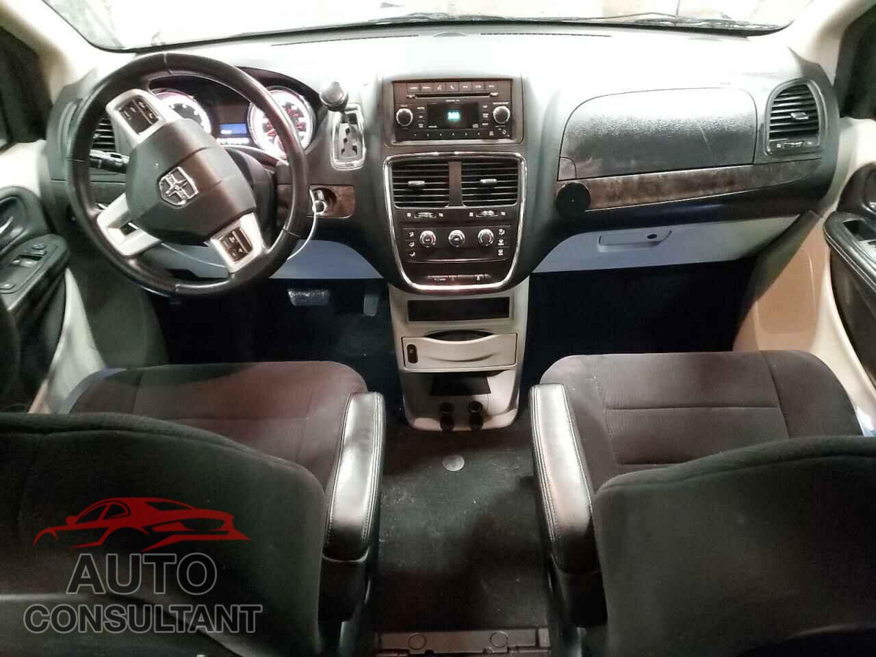 DODGE CARAVAN 2011 - 2D4RN4DG6BR673636