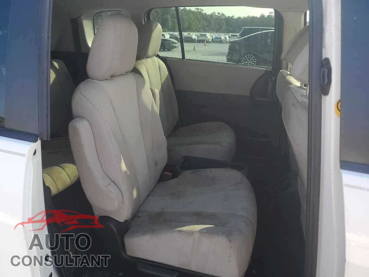 MAZDA 5 2013 - JM1CW2BLXD0160004