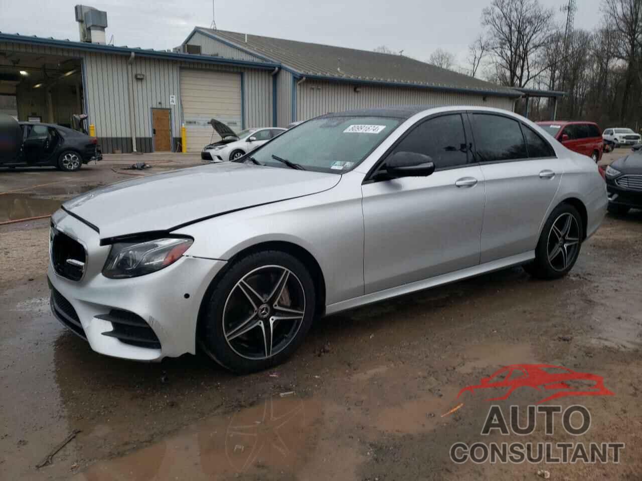 MERCEDES-BENZ E-CLASS 2018 - WDDZF4KB1JA299589
