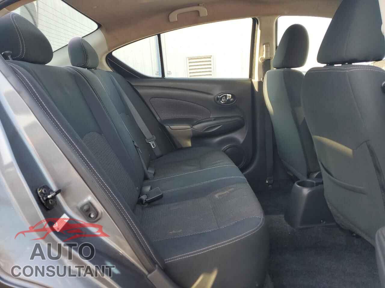 NISSAN VERSA 2017 - 3N1CN7AP2HL812680