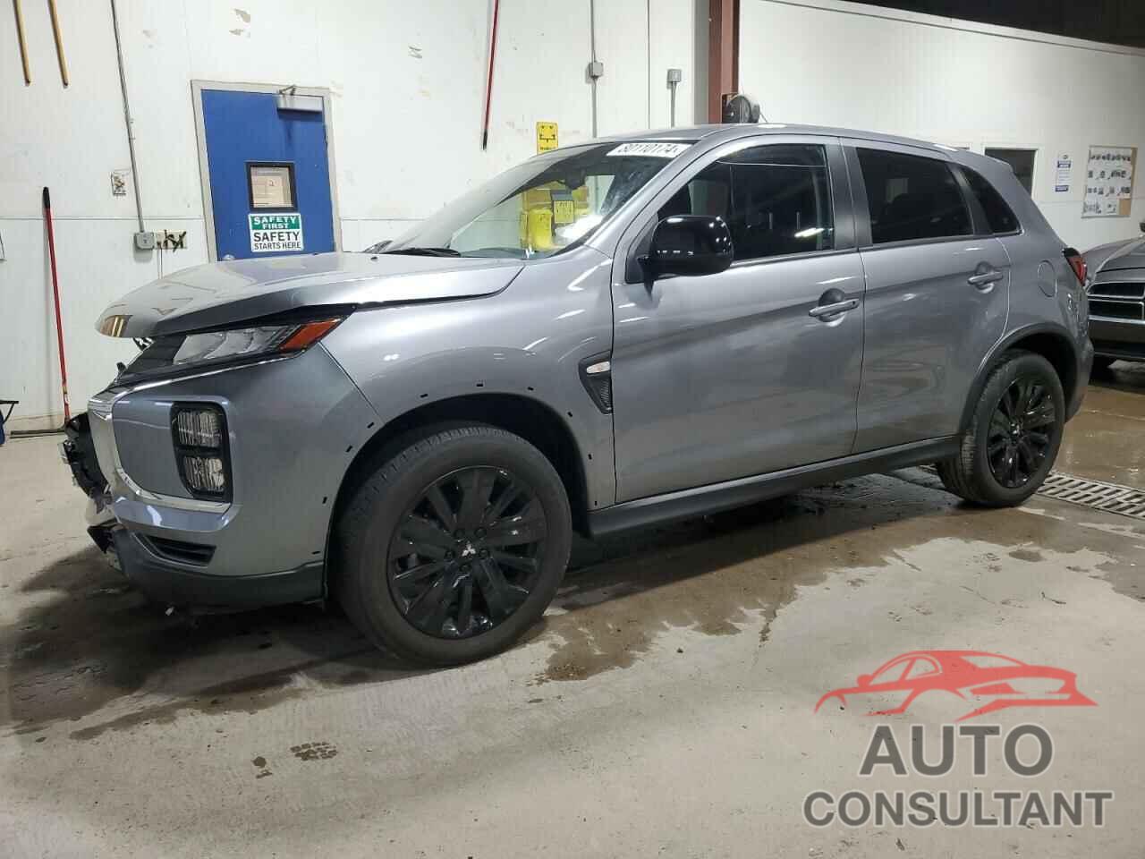 MITSUBISHI OUTLANDER 2023 - JA4ARUAU9PU003608