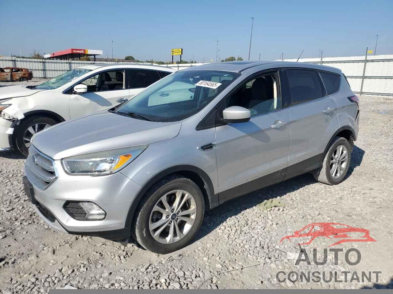 FORD ESCAPE 2017 - 1FMCU0G92HUE66518