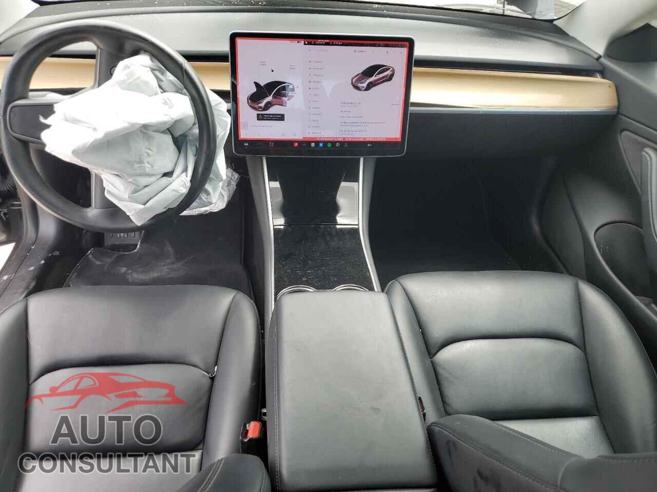 TESLA MODEL 3 2018 - 5YJ3E1EA5JF153496