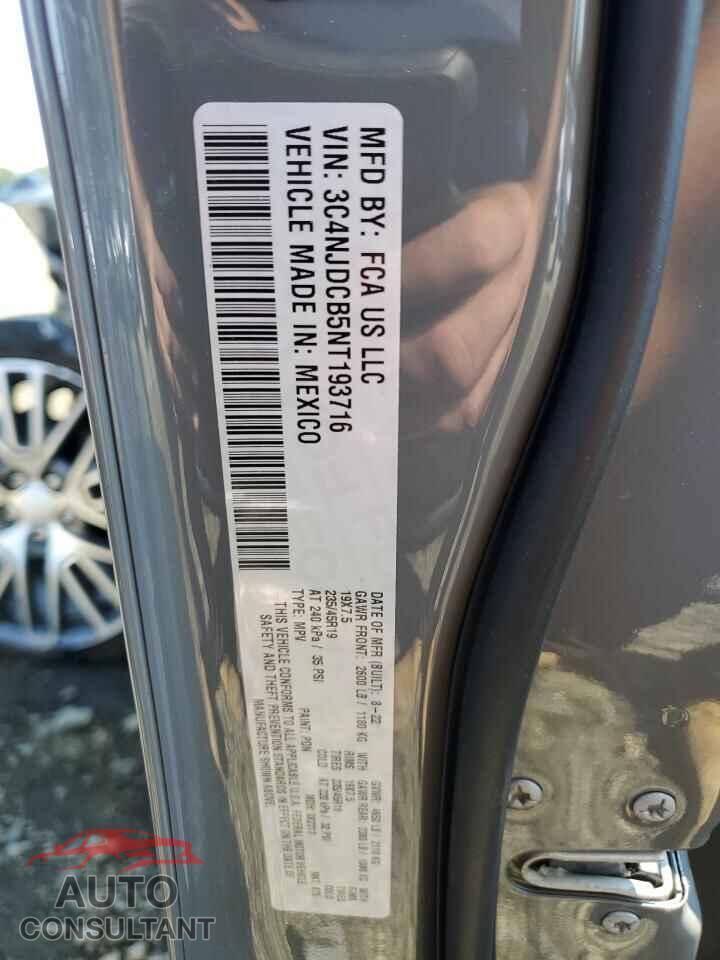 JEEP COMPASS 2022 - 3C4NJDCB5NT193716