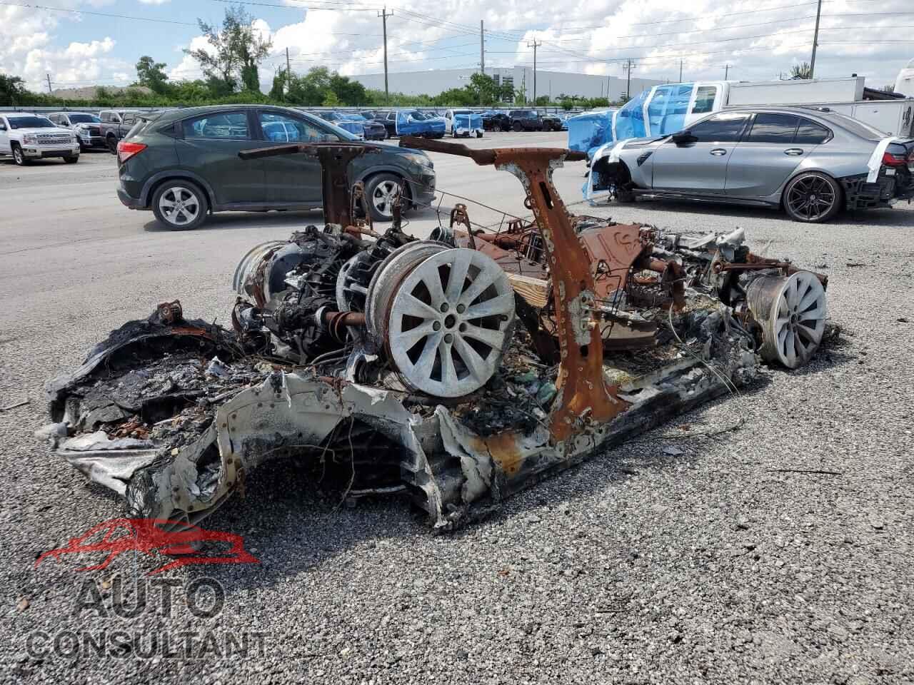 TESLA MODEL S 2018 - 5YJSA1E24JF257736