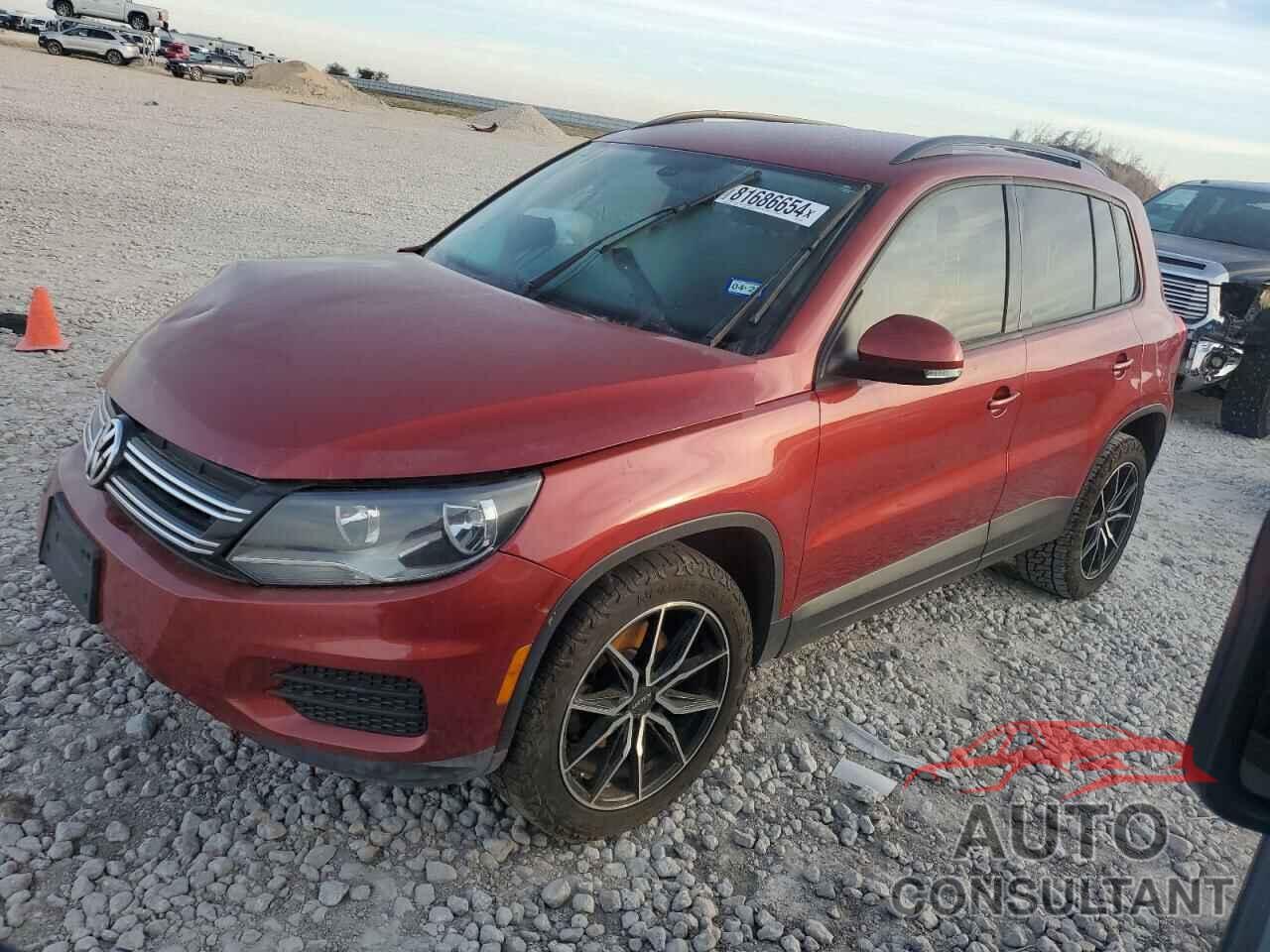 VOLKSWAGEN TIGUAN 2016 - WVGAV7AX9GW021149