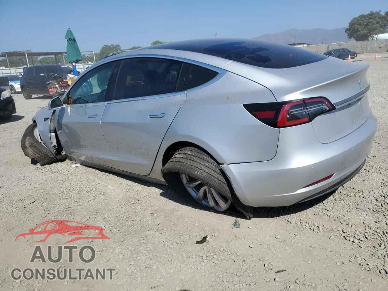 TESLA MODEL 3 2018 - 5YJ3E1EA3JF061061