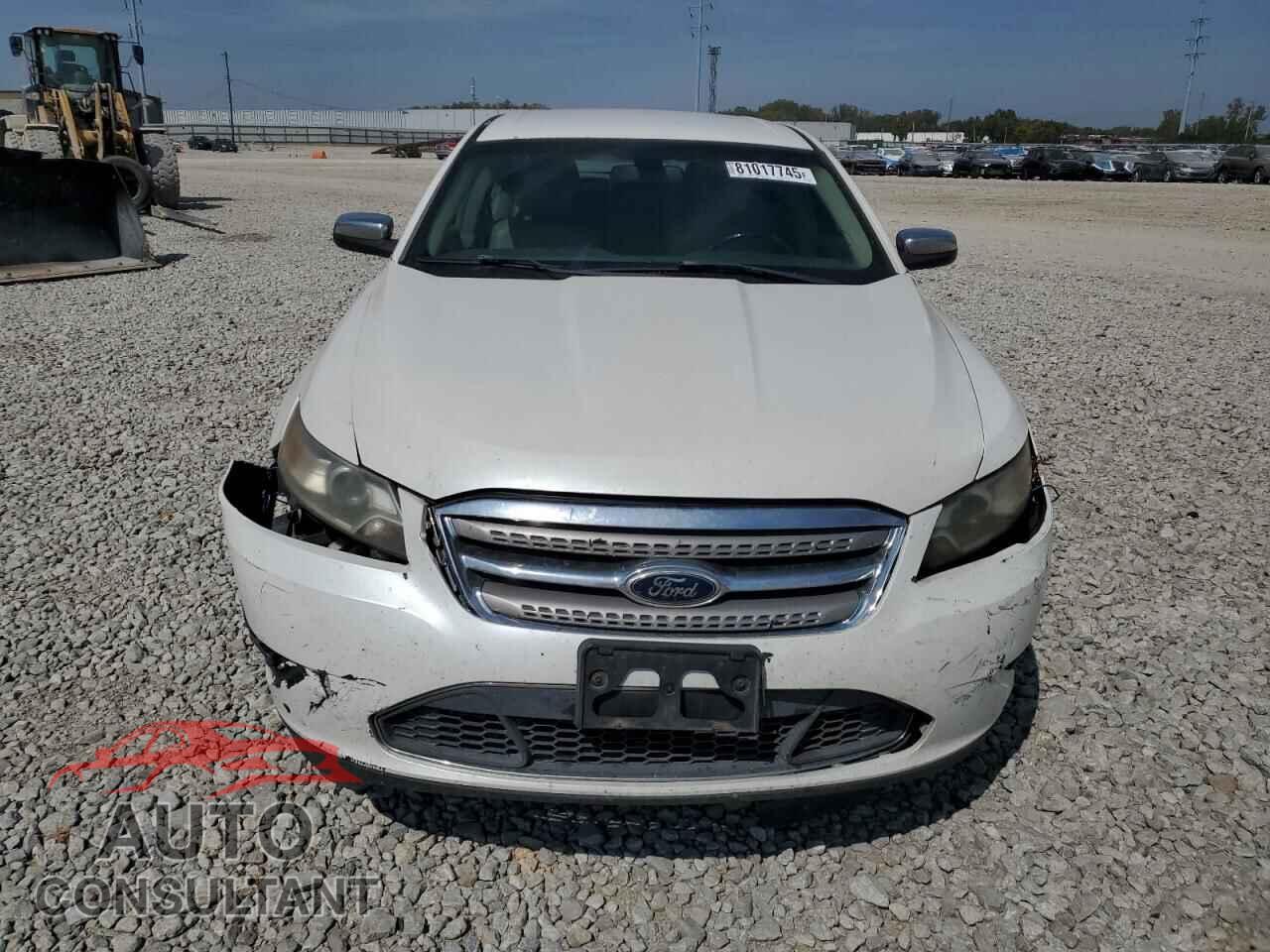 FORD TAURUS 2011 - 1FAHP2FW8BG124829