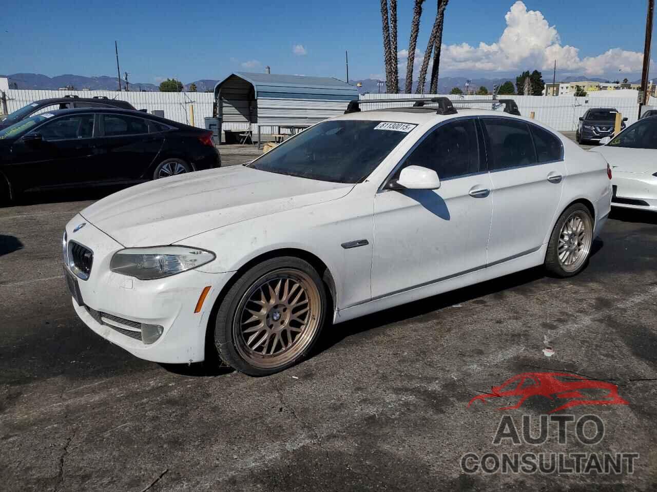 BMW 5 SERIES 2013 - WBAXG5C52DDY32384