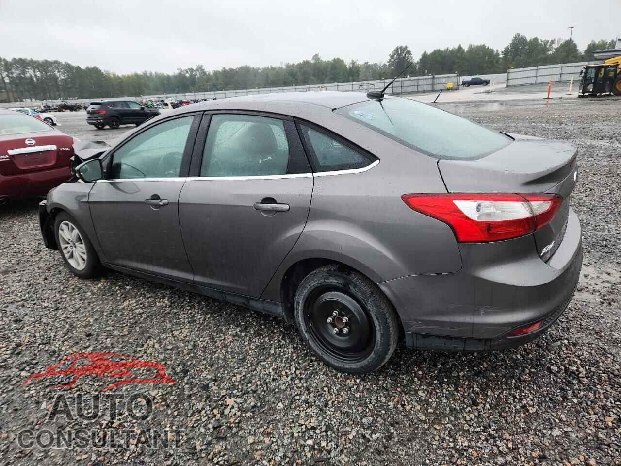 FORD FOCUS 2012 - 1FAHP3H27CL339448