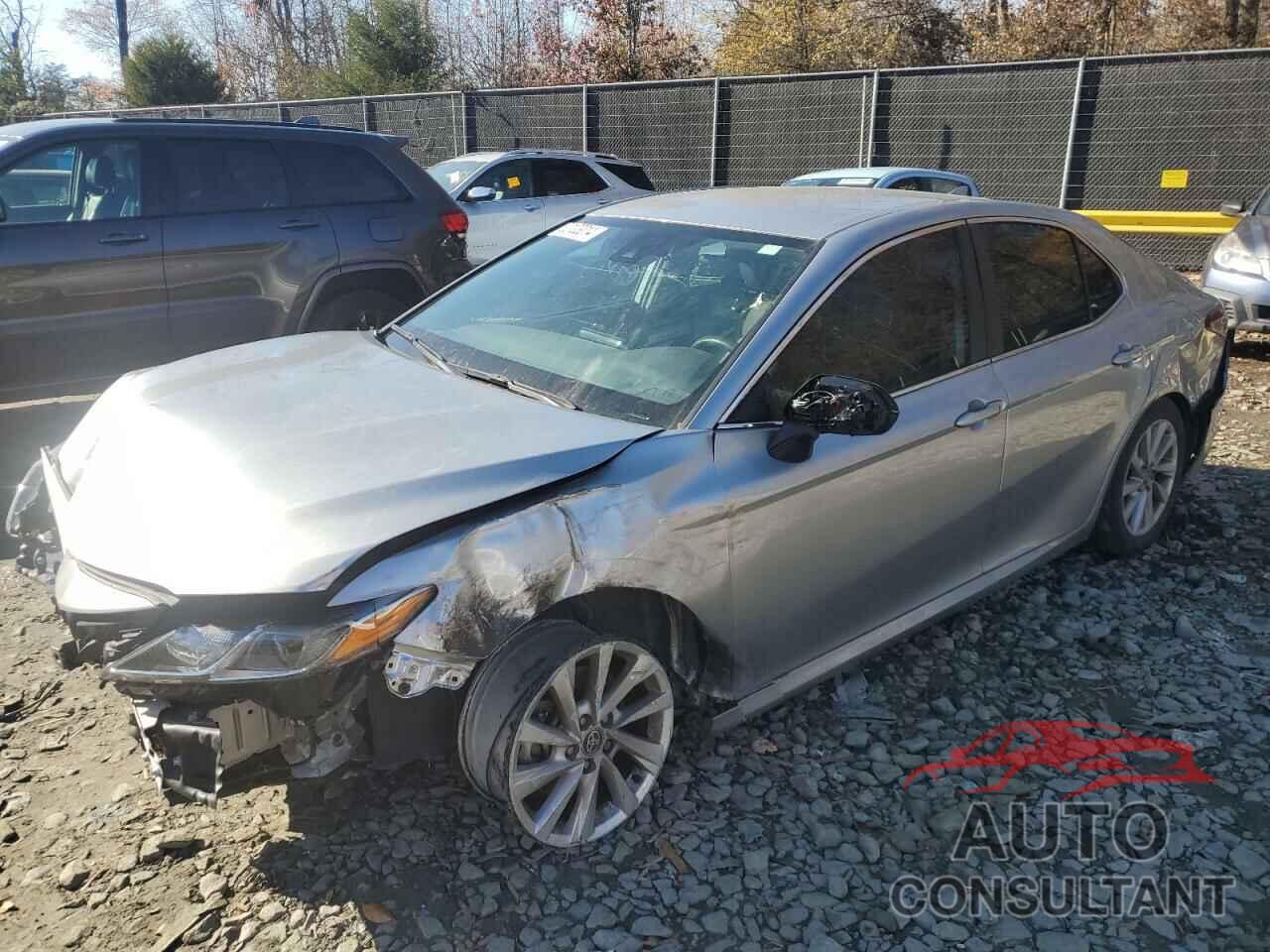 TOYOTA CAMRY 2022 - 4T1C11AK5NU691554
