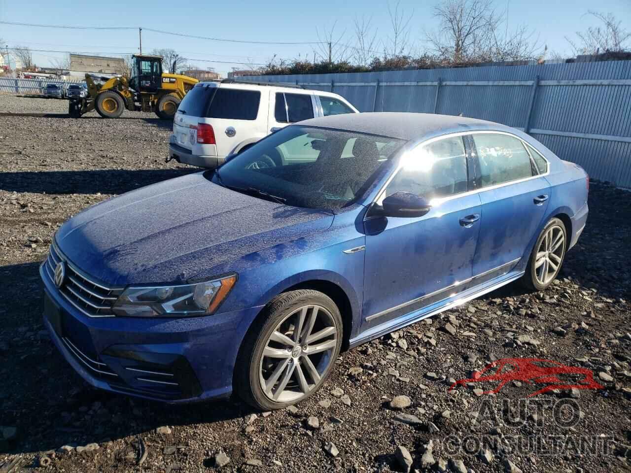 VOLKSWAGEN PASSAT 2017 - 1VWDT7A30HC001652