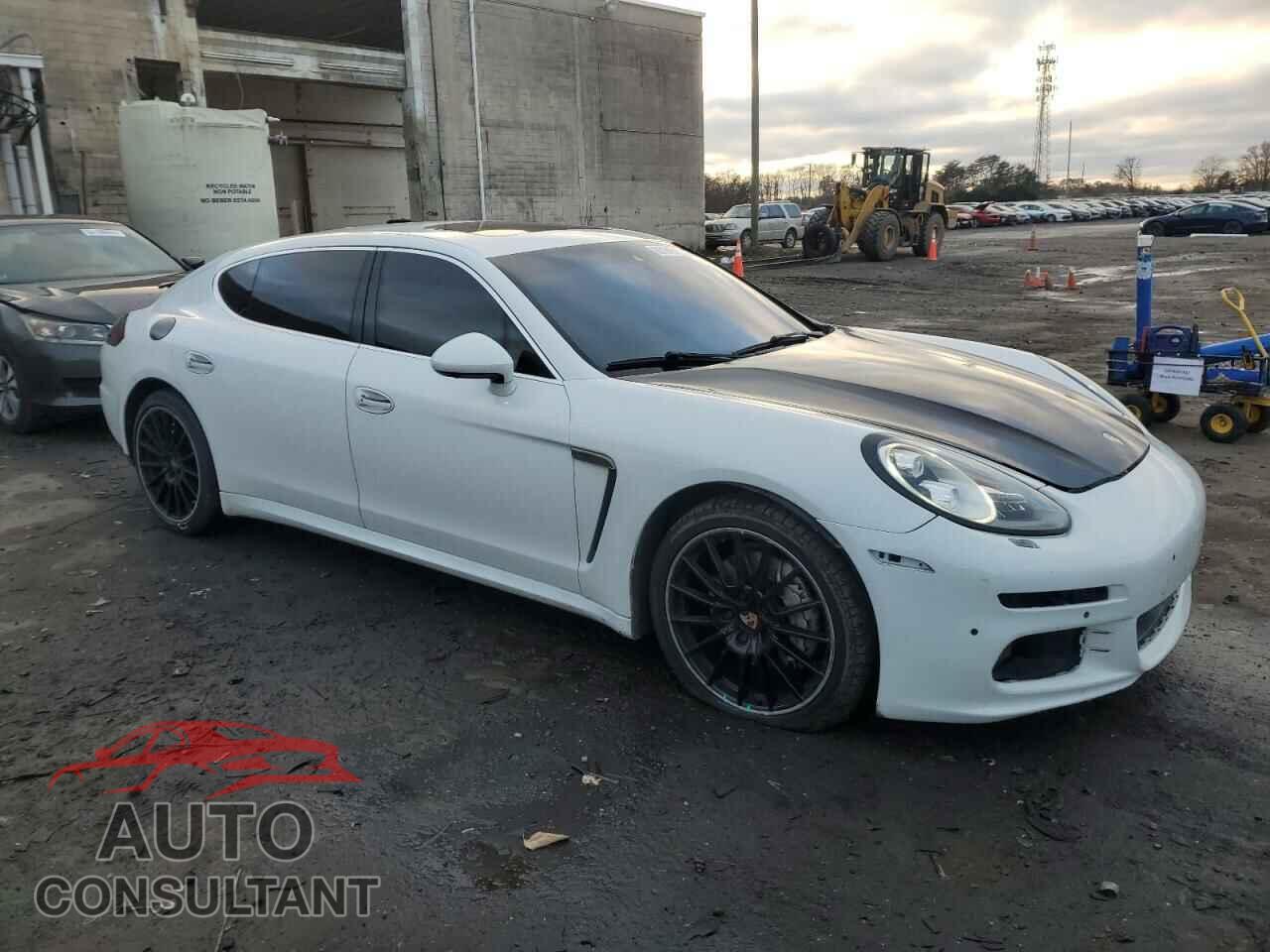 PORSCHE PANAMERA 2014 - WP0BB2A7XEL062036