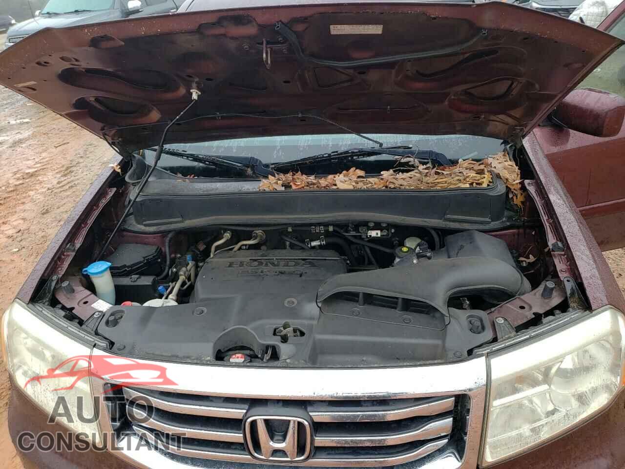HONDA PILOT 2013 - 5FNYF3H52DB018929