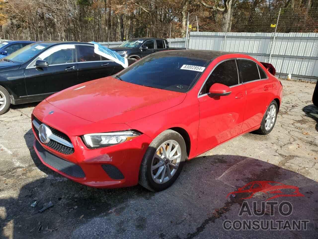 MERCEDES-BENZ A-CLASS 2019 - WDD3G4EB5KW016291