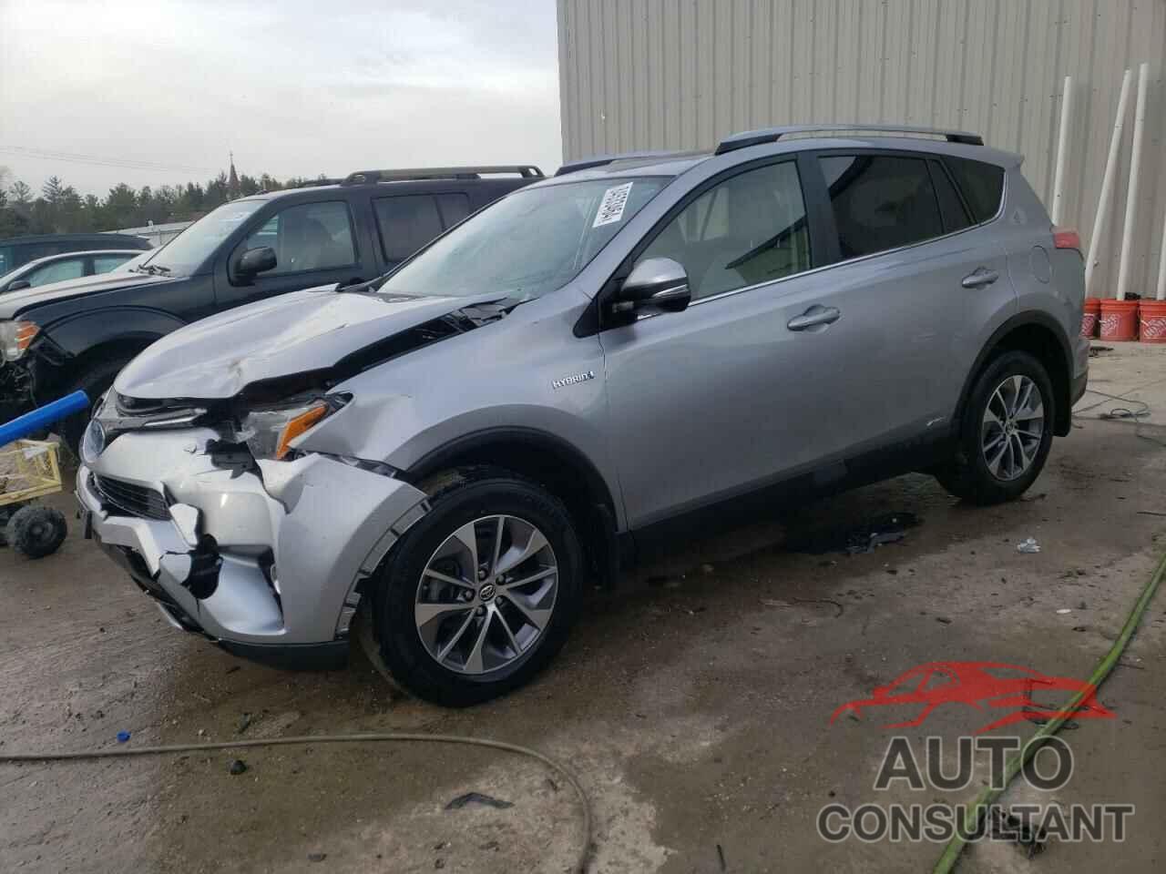 TOYOTA RAV4 2018 - JTMRJREV0JD194715