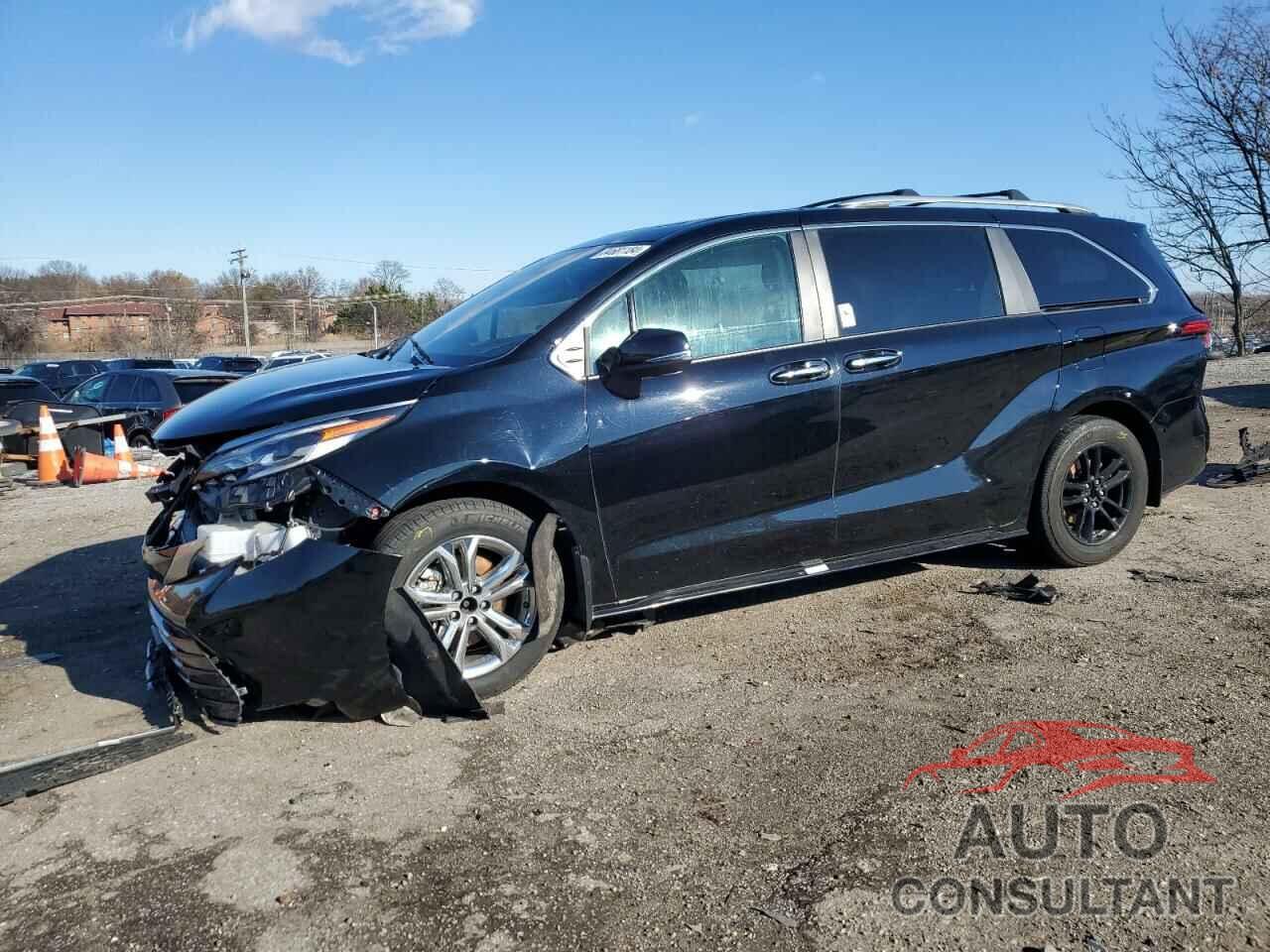 TOYOTA SIENNA 2023 - 5TDESKFC7PS102867