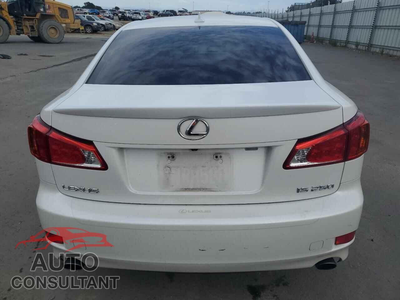 LEXUS IS 2010 - JTHBF5C22A5125523