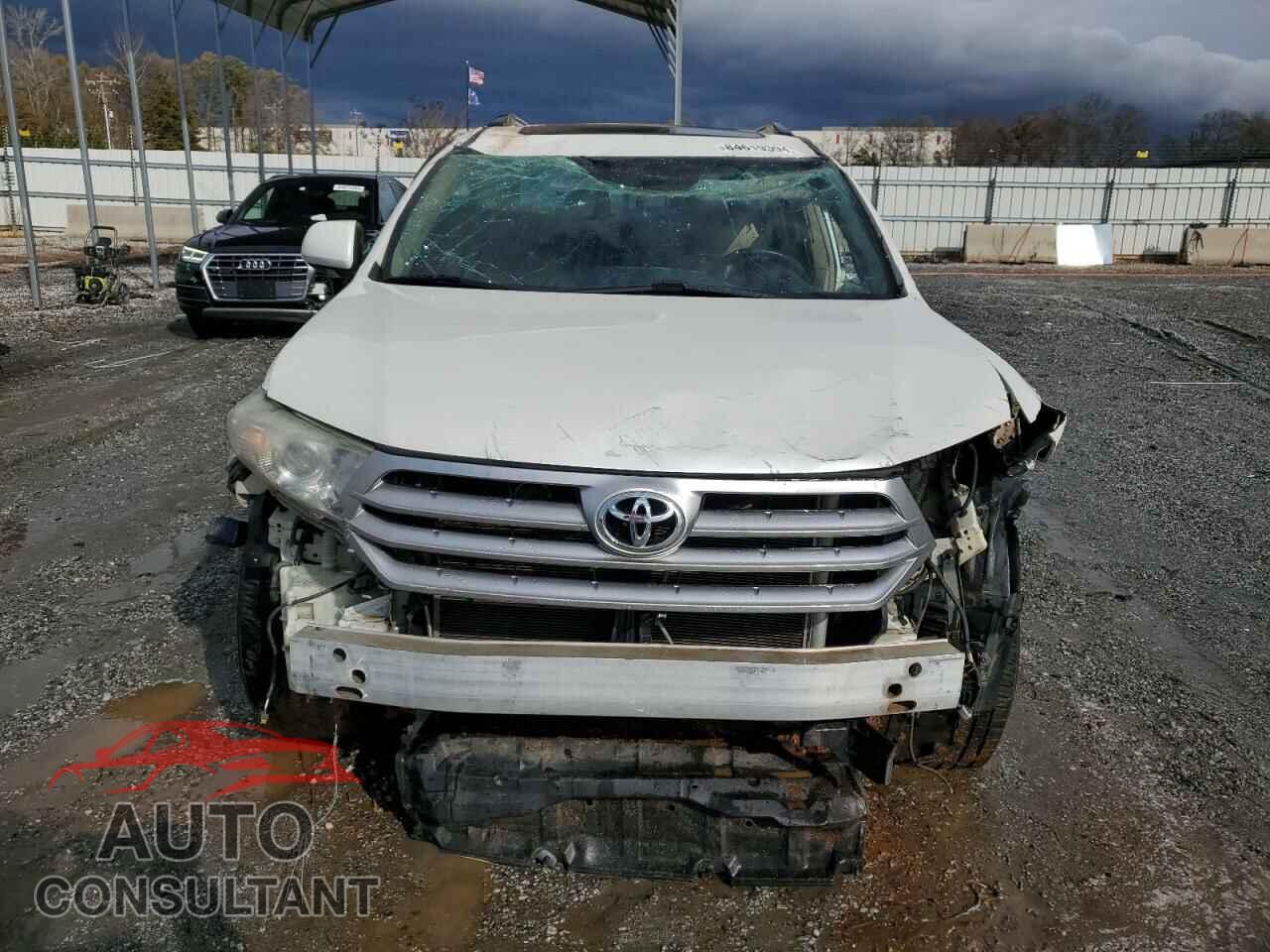 TOYOTA HIGHLANDER 2013 - 5TDYK3EH8DS100332