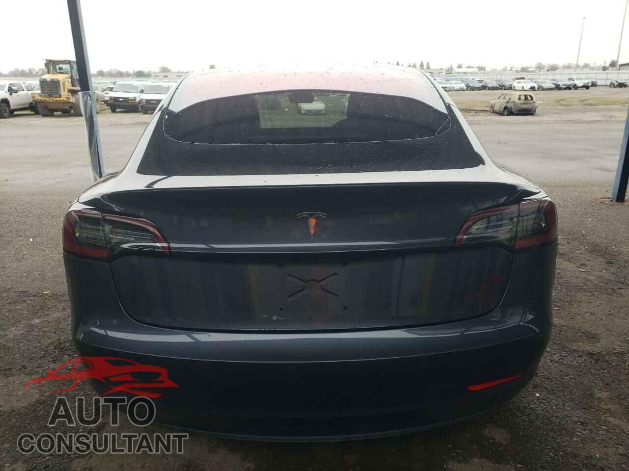 TESLA MODEL 3 2017 - 5YJ3E1EA6HF000930