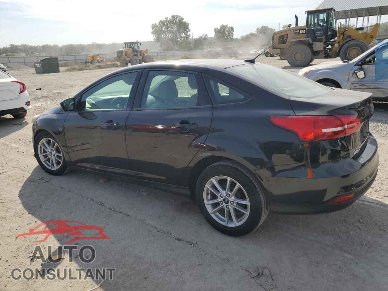 FORD FOCUS 2017 - 1FADP3F28HL336177