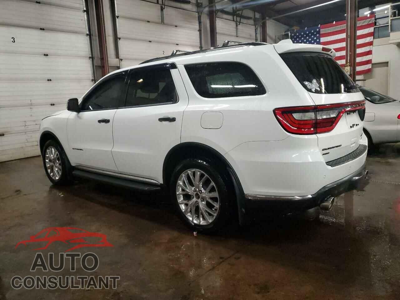 DODGE DURANGO 2015 - 1C4SDJET4FC858102