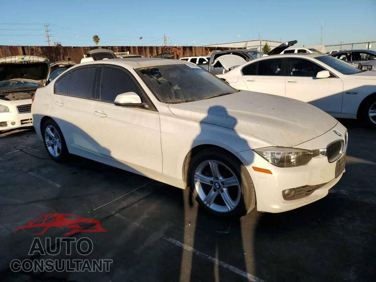BMW 3 SERIES 2014 - WBA3A5C52EP601629