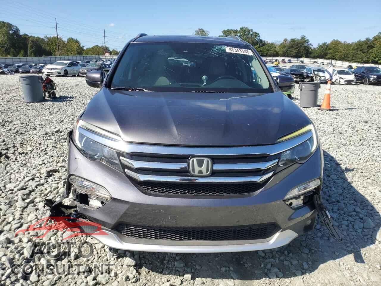 HONDA PILOT 2016 - 5FNYF6H05GB050557