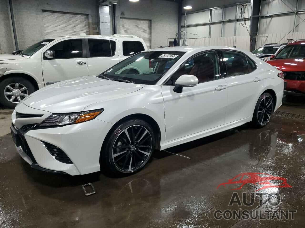 TOYOTA CAMRY 2019 - 4T1B61HK6KU299505