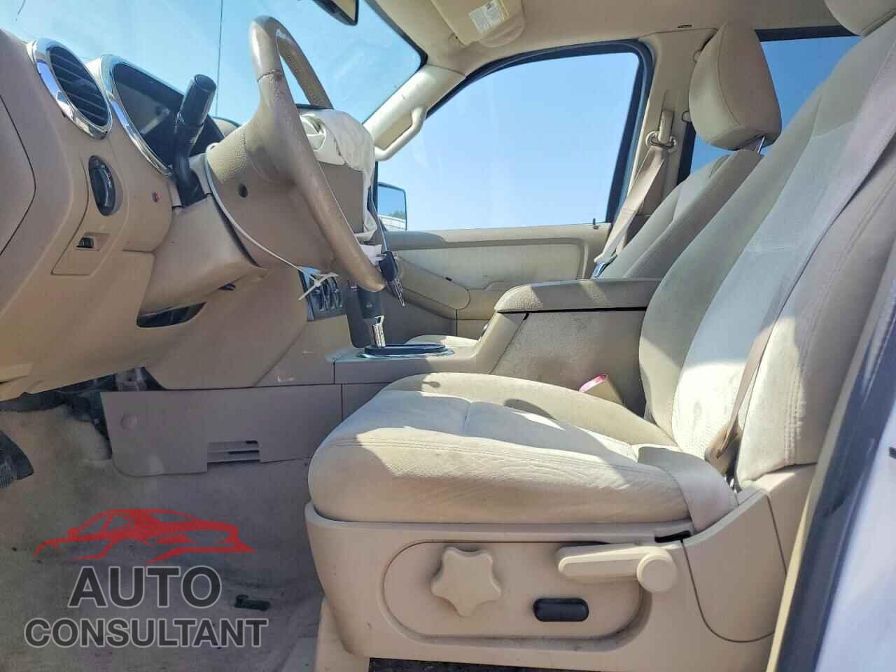 FORD EXPLORER 2010 - 1FMEU7DE2AUA71795