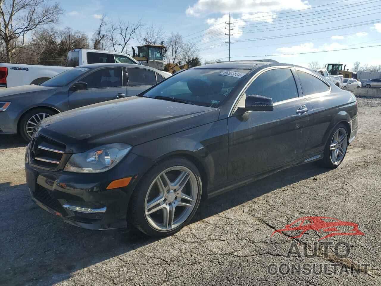 MERCEDES-BENZ C-CLASS 2015 - WDDGJ8JB0FG367707