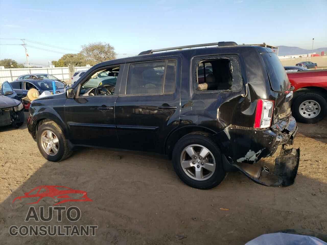 HONDA PILOT 2011 - 5FNYF4H7XBB083225