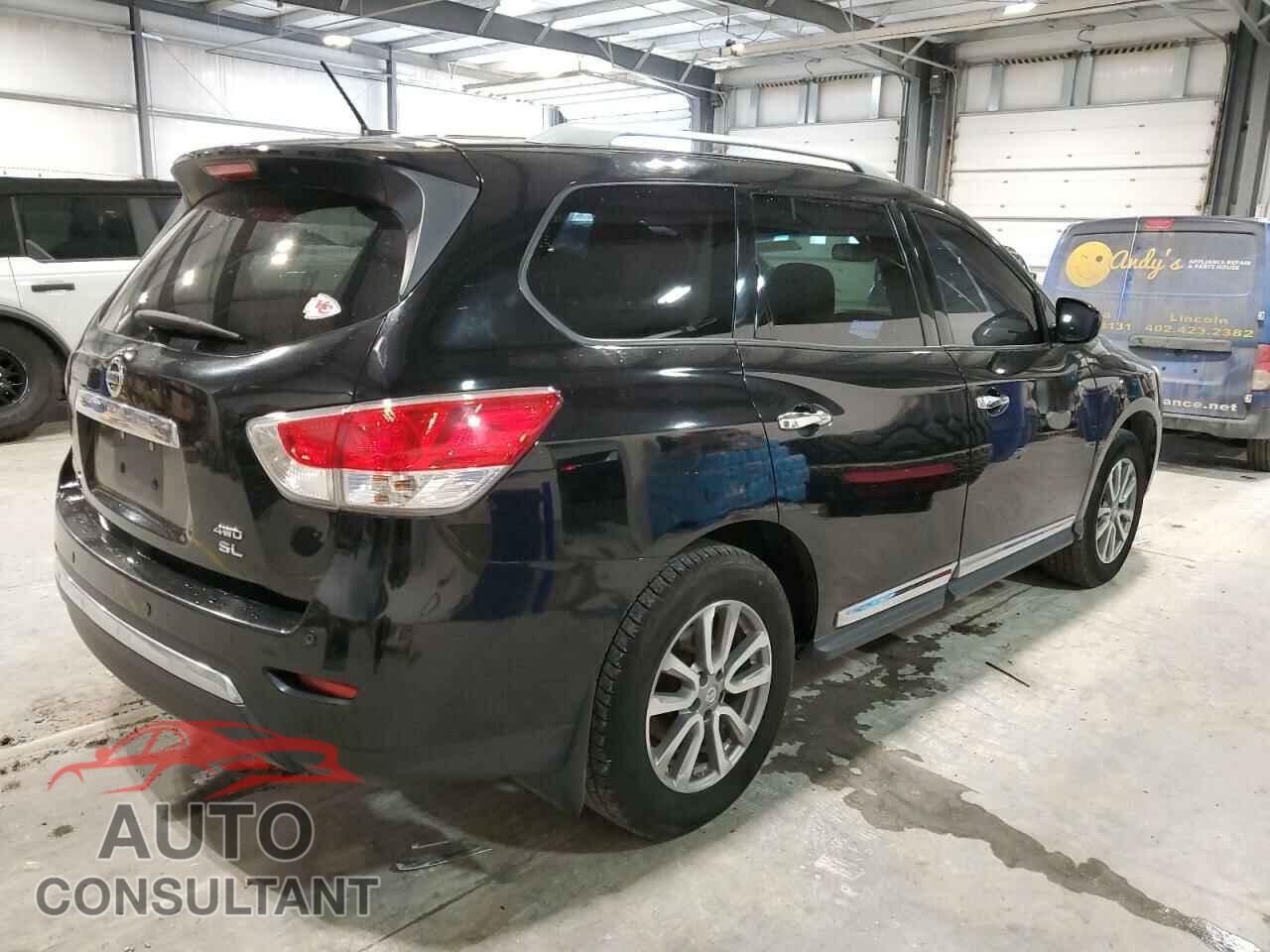 NISSAN PATHFINDER 2013 - 5N1AR2MM0DC642205