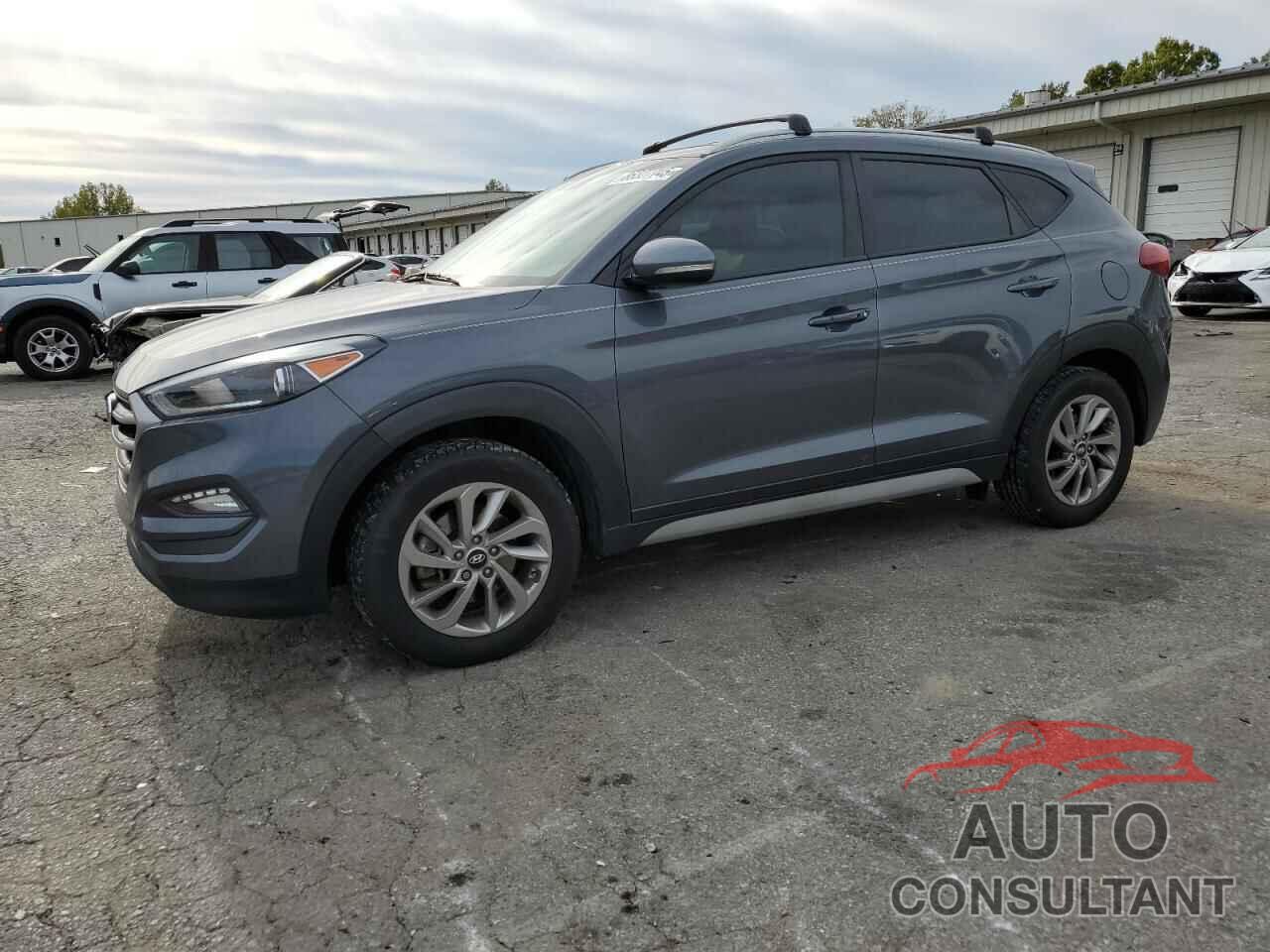 HYUNDAI TUCSON 2018 - KM8J33A47JU681584