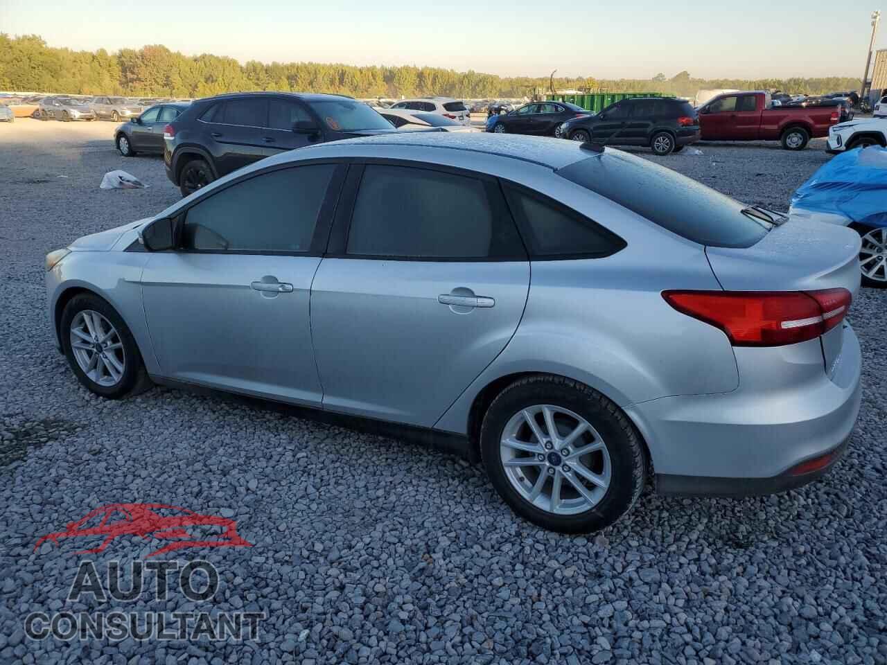 FORD FOCUS 2017 - 1FADP3F22HL259497