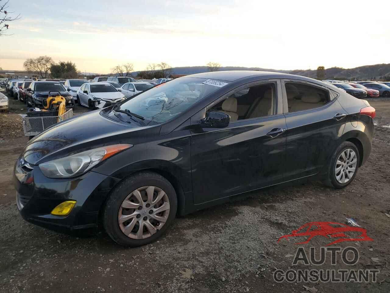 HYUNDAI ELANTRA 2012 - KMHDH4AE3CU231530