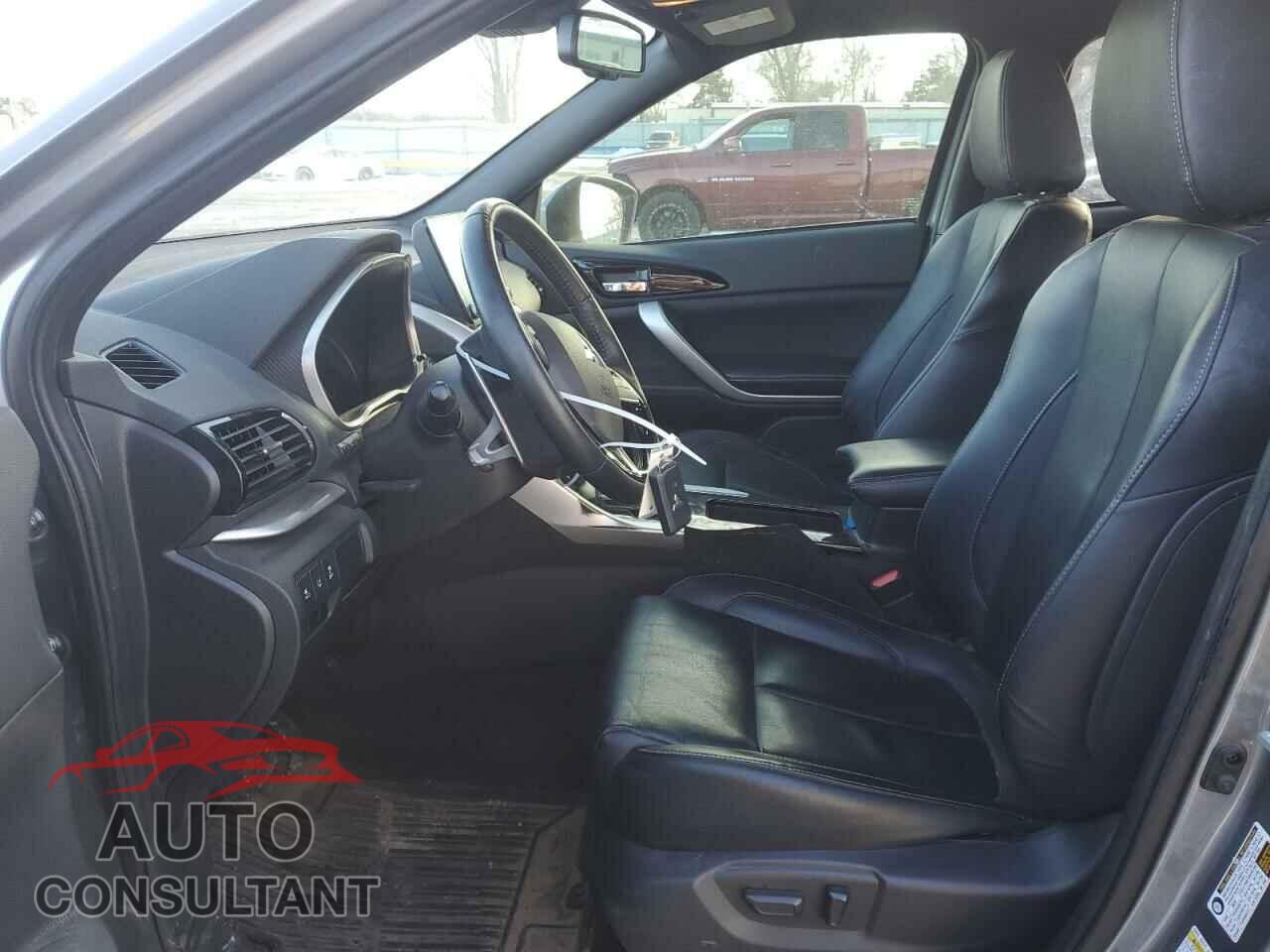 MITSUBISHI ECLIPSE 2023 - JA4ATWAA3PZ035637