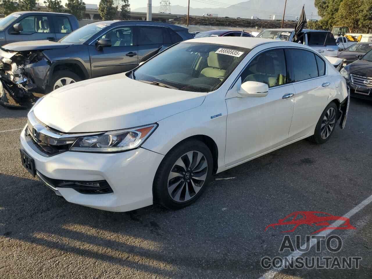 HONDA ACCORD 2017 - JHMCR6F39HC002605