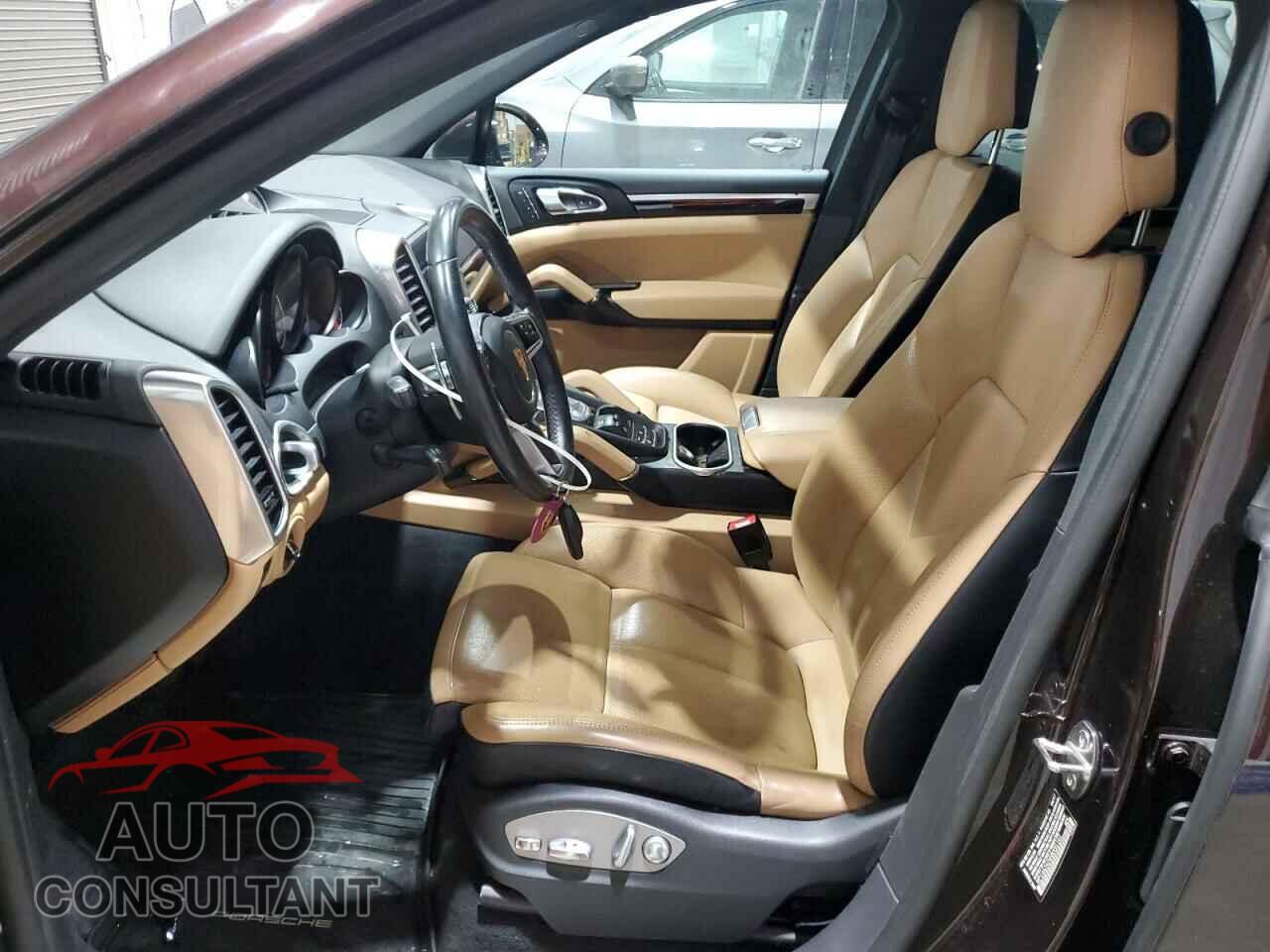 PORSCHE CAYENNE 2017 - WP1AA2A24HKA91141